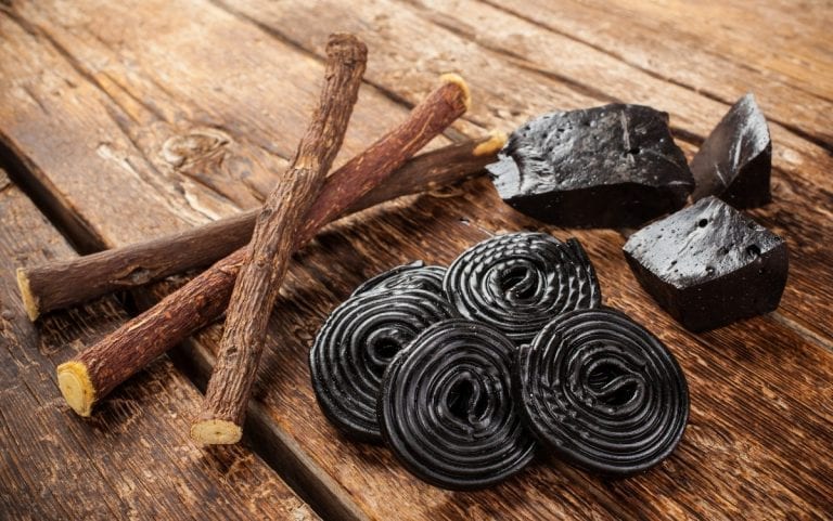 All about licorice: history, production and use in the kitchen - Gambero Rosso International