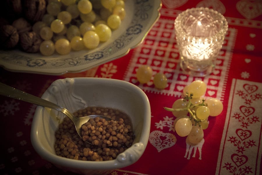 lentils & grapes are said to bring good luck