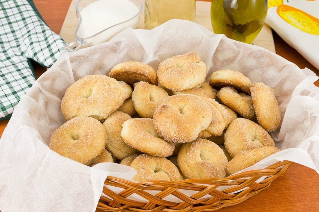 Find out more about Italian traditional biscuits