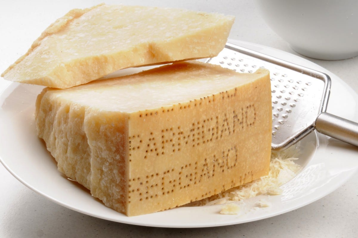 Parmigiano Reggiano: a true Italian classic - Gambero Rosso International