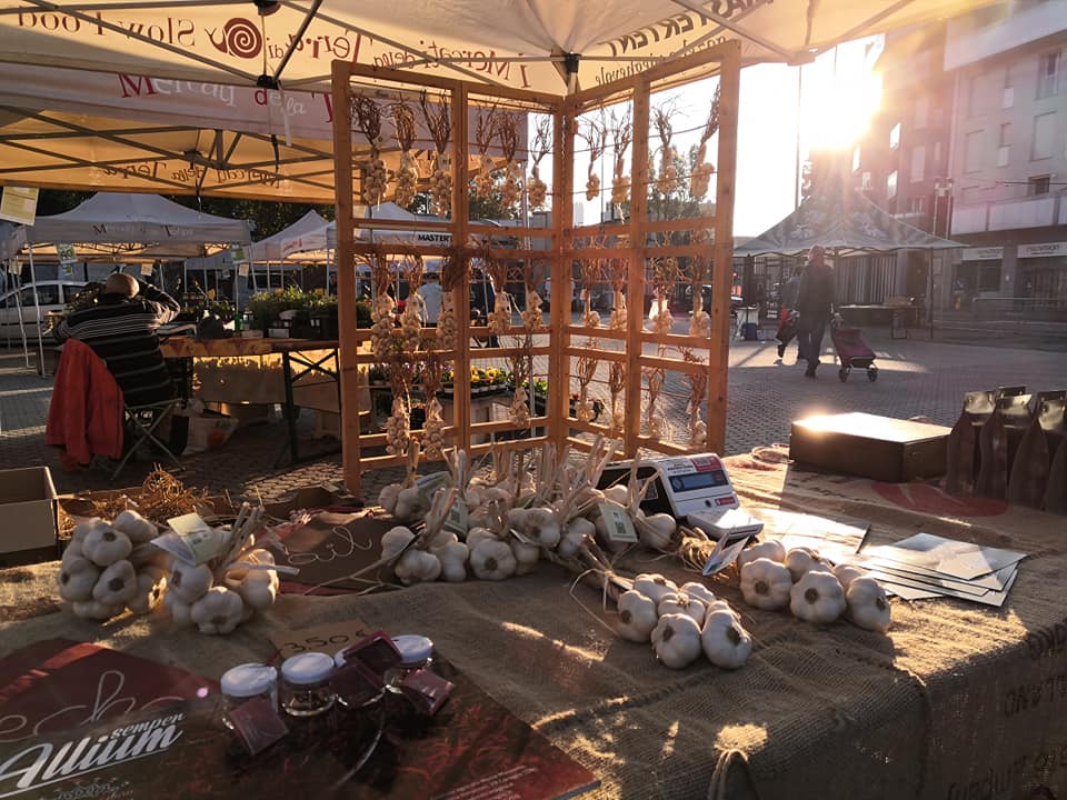 Find out more about farmers' markets in Milan