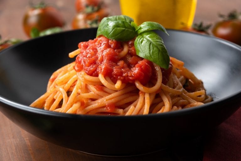 World Pasta Day 2021: pasta will be donated to the neediest - Gambero Rosso  International