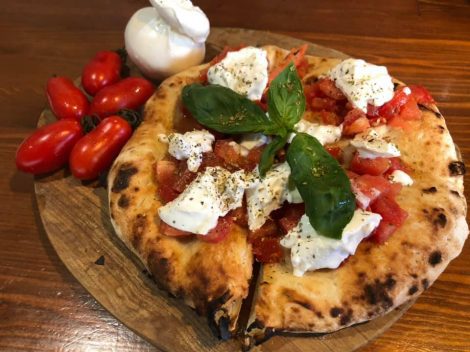 Find out more about La bella Napoli pizzeria Athens