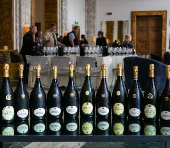Fermentation named Ferrari. Here are 8 sparkling wines that tell the changing icon of the Metodo Classico