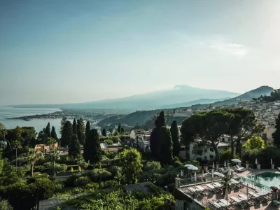 Eating in Taormina: unmissable spots between sea, myth and cuisine