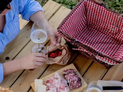 Milan: an agricultural area opens where you can enjoy an aperitif among the fields