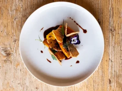 The restaurant among the Barolo hills that reinterprets Piedmontese cuisine