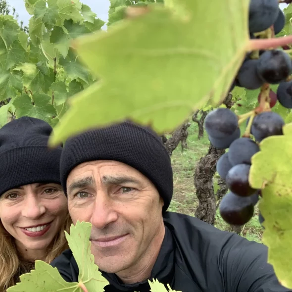 From Valtellina to Sicily: the story of the two wine nomads who this year are bringing their "winery" to Pantelleria