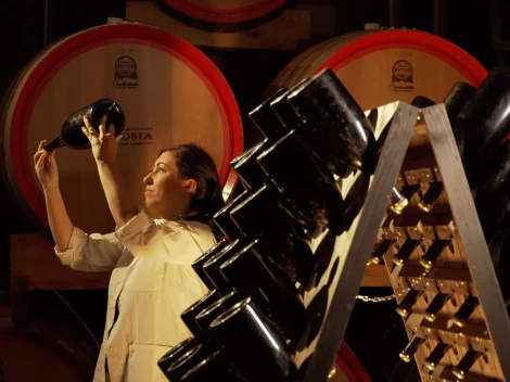 “Here’s how Etna’s sparkling wines were born.” Maria Carella speaks — the oenologist who is revolutionising Sicily’s méthode classique