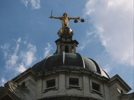 London tuk-tuk wine thief given ultimatum by judge